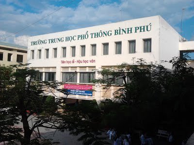 Trường THPT Bình Phú nơi xảy ra sự việc