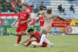 Hàng thủ Viettel ”bị vỡ vụn” thua đậm Công an Hà Nội, trợ lý HLV thừa nhận đối thủ hay hơn
