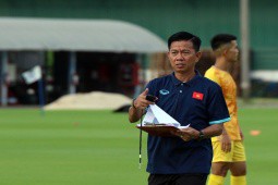 U23 Việt Nam tập buổi đầu ở Thái Lan, sẵn sàng đua ”ngôi vua” U23 Đông Nam Á
