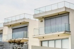 Phi thường - kỳ quặc - Người đàn ông chuyển hết tài sản cho vợ để quỵt nợ, kế hoạch đổ bể ngay trước phiên tòa