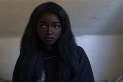 Bạn trẻ - Cuộc sống - "Cô gái da đen đẹp nhất thế giới" bây giờ ra sao