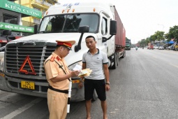 Tin tức trong ngày - Gần 6.000 vụ tai nạn liên quan đến xe kinh doanh vận tải trong 18 tháng