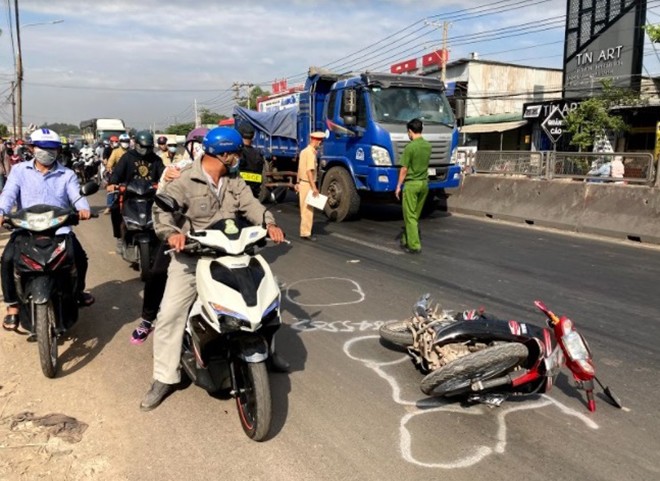 Chủ xe cũ sẽ chịu trách nhiệm liên đới khi phương tiện đứng tên mình gây tai nạn giao thông. Ảnh minh họa