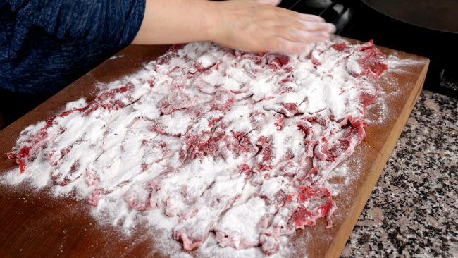 Công thức làm gỏi bò áp chảo tuyệt ngon đãi cả gia đình - 3