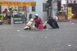 Tin tức trong ngày - Thời tiết ngày 15/8: Miền Bắc có mưa to, miền Trung nắng nóng gay gắt