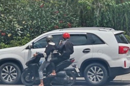 Pháp luật - Phát tờ rơi khiêu dâm để lừa đảo