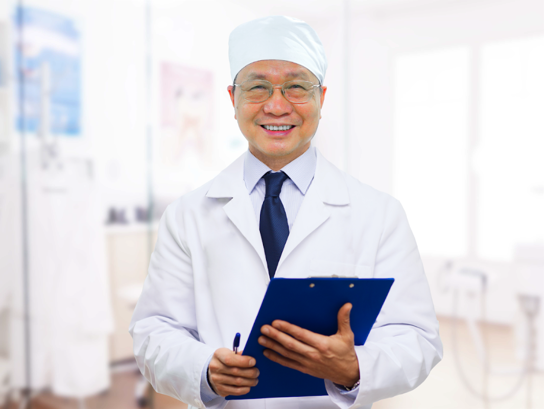 Bác sĩ/ thầy thuốc ưu tú Nguyễn Đình Bách&nbsp;