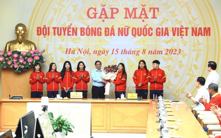 Thủ tướng Phạm Minh Chính: ‘Tuyển nữ Việt Nam đã thể hiện tinh thần thép ở World Cup’ - 2