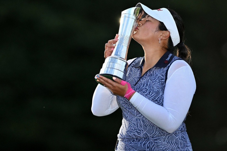 Những điều chưa biết về Lilia Vu, golfer gốc Việt đứng vị trí số một thế giới - 1