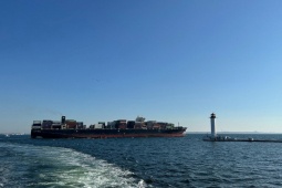 Thế giới - Tàu buôn đầu tiên rời cảng Odessa bằng "hành lang Biển Đen" do Ukraine mở