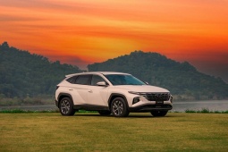 Tin tức ô tô - Giá xe Hyundai Tucson niêm yết và lăn bánh tháng 8/2023, giảm 50% LPTB