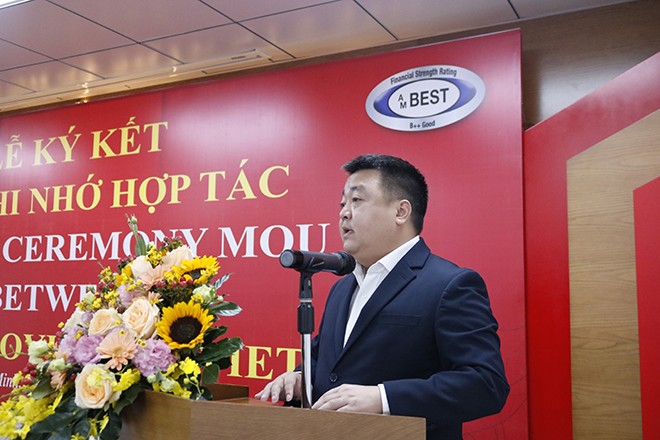 Ông Vũ Anh Tuấn – Bí Thư Đảng ủy, Tv. HĐQT, Tổng Giám đốc Bảo Minh phát biểu tại buổi lễ