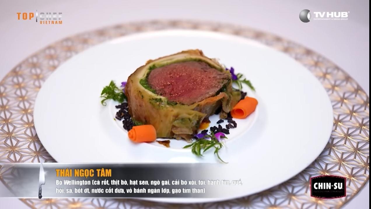 Món bò Wellington sáng tạo của đầu bếp Thái Thị Ngọc Tâm nhận được đánh giá cao tại Top Chef 2023