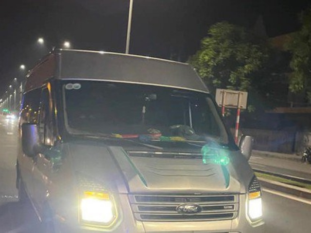 Tin tức trong ngày - CLIP: CSGT Đà Nẵng truy đuổi ô tô “điên”