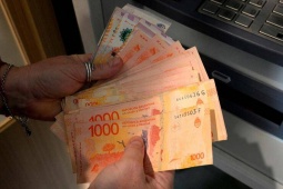 Kinh doanh - Argentina phá giá đồng tiền chính thức của đất nước