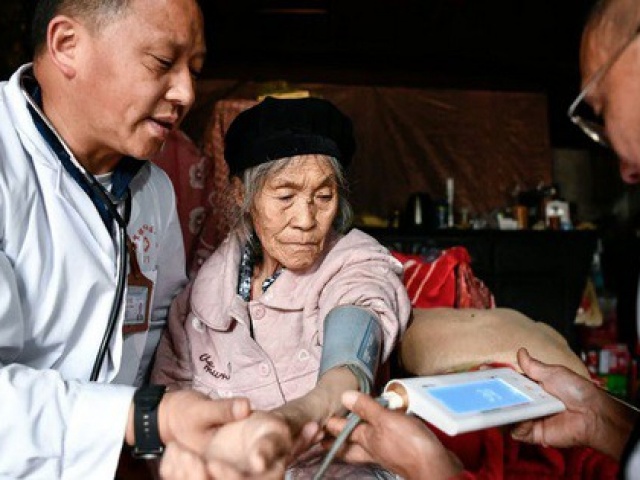 Thế giới - Trung Quốc trước ngã rẽ quan trọng