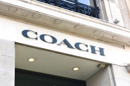 Thời trang - Ông chủ của Coach, Kate Spade... sa sút phong độ