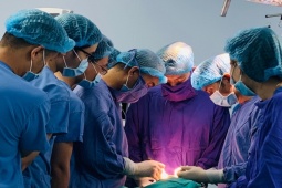 Sức khỏe đời sống - Người đàn ông 36 tuổi tìm lại bản lĩnh đàn ông sau khi bị cắt mất “cậu nhỏ”