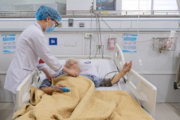 Sức khỏe đời sống - Từ cơn sốt cao 39 độ C, người đàn ông suýt chết vì vi khuẩn tấn công