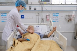 Sức khỏe đời sống - Từ cơn sốt cao 39 độ C, người đàn ông suýt chết vì vi khuẩn tấn công