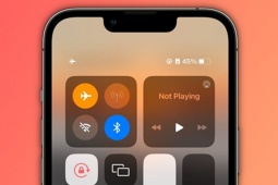 Công nghệ thông tin - iOS 16 có lỗ hổng đáng lo ngại tạo ra chế độ máy bay giả mạo
