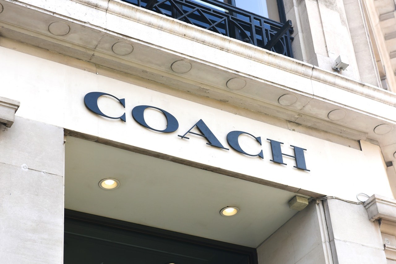 Ông chủ của Coach, Kate Spade... sa sút phong độ - 1