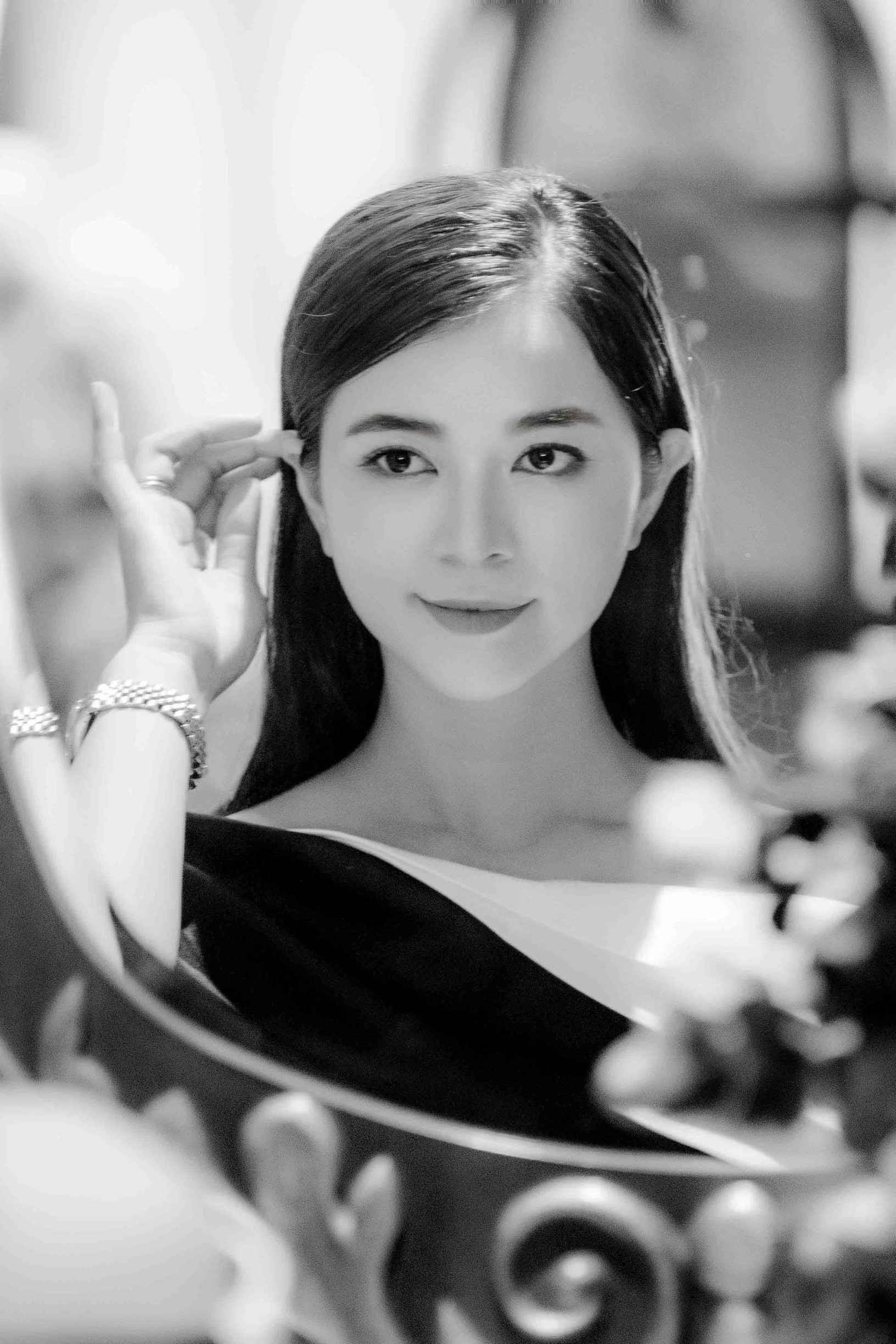 Nữ diễn viên Việt đầu tiên trở thành phi công tiết lộ 2 thứ bất ly thân để trẻ mãi - 7