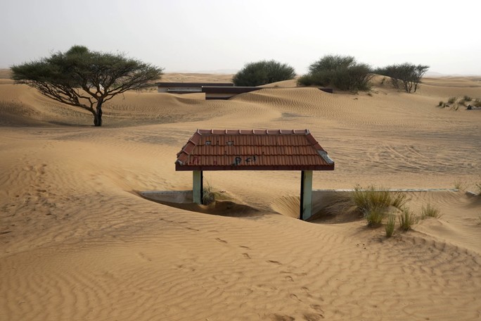 “Ngôi làng ma” huyền bí gần Dubai - 1
