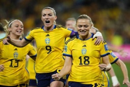 Bóng đá - Video bóng đá Thụy Điển - Australia: Hai đòn hiểm hóc, xứng danh "Vua về Ba" (World Cup 2023)