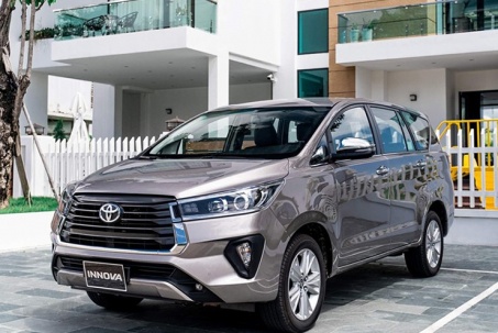 Giá xe Toyota Innova tháng 8/2023, giảm 50% LPTB và nhiều ưu đãi khác