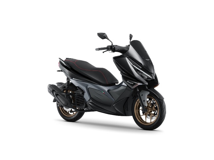 Xuất hiện đối thủ "sừng sỏ" của Honda PCX160 - 2