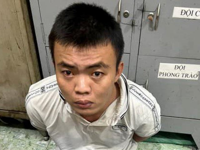 Pháp luật - Táo tợn cướp cửa hàng tiện lợi lúc rạng sáng ở TPHCM