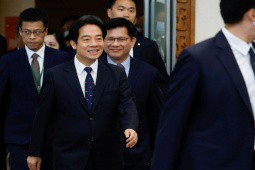 Trung Quốc tuyên bố cứng rắn khi Phó lãnh đạo đảo Đài Loan quá cảnh ở Mỹ