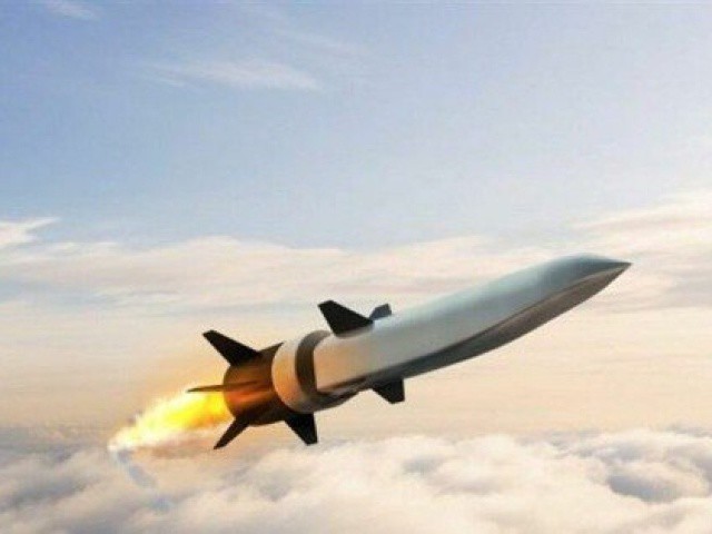 Iran tuyên bố sở hữu công nghệ tên lửa siêu thanh giữa lúc căng thẳng với Mỹ