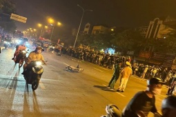 Tin tức trong ngày - Hà Nội: 2 xe máy va chạm lúc nửa đêm, 1 chiến sỹ công an nghĩa vụ tử vong