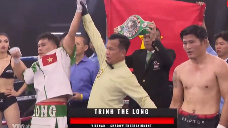Trịnh Thế Long giành đai WBC châu Á sau khi thắng knock-out kỹ thuật đối thủ Thái Lan