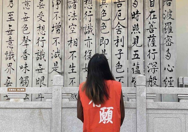 Nhiều người trẻ Trung Quốc bỏ việc vào chùa, học làm đạo sĩ - 1