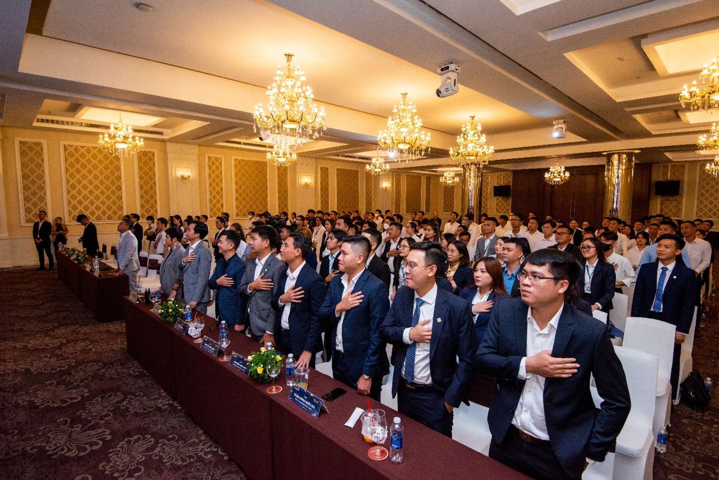 Sự kiện “Happy One Central - The Best Salesman” thu hút hàng trăm chuyên viên tư vấn đến từ hệ thống phân phối dự án: Cen Bình Dương, QS Land, Vivahomes.