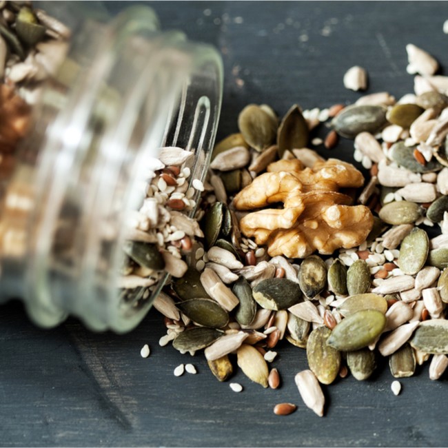 Chàng ăn gì để gương mặt sáng, làn da bớt thô sần? - 2