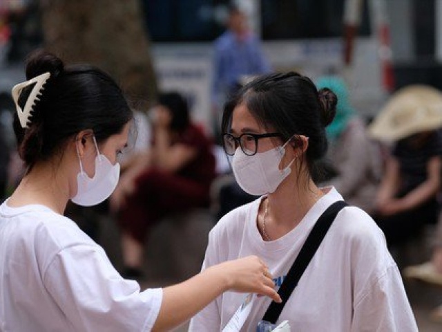 Giáo dục - du học - Thí sinh kêu cứu vì trường 'quay xe' vào phút chót