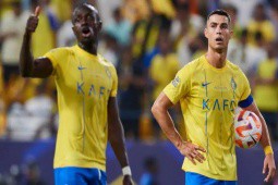 Rộ tin Ronaldo mâu thuẫn Mane, 2 ”chúa sơn lâm” tranh lãnh địa ở Al Nassr