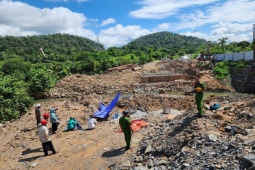 Pháp luật - Thanh niên tử vong "không giống bị tai nạn giao thông" dưới trụ cầu đang thi công