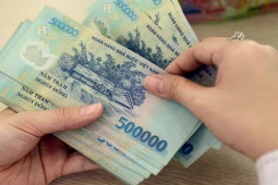 Kinh doanh - Đại gia Việt Nam chỉ nhận lương 8 triệu/tháng từng gây xôn xao là ai?