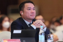 Kinh doanh - Dự chi 2.700 tỷ đồng mua cổ phiếu, con gái tỷ phú Hồ Hùng Anh sở hữu tài sản thế nào?