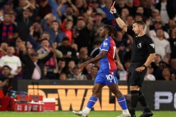 Bóng đá - Giật mình Ngoại hạng Anh có 95 thẻ phạt/19 trận, các đội "méo mặt"