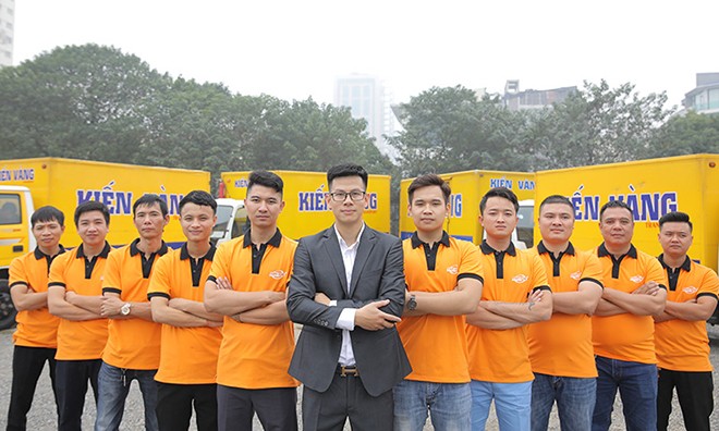 Đội ngũ nhân sự chuyên nghiệp của Kiến Vàng