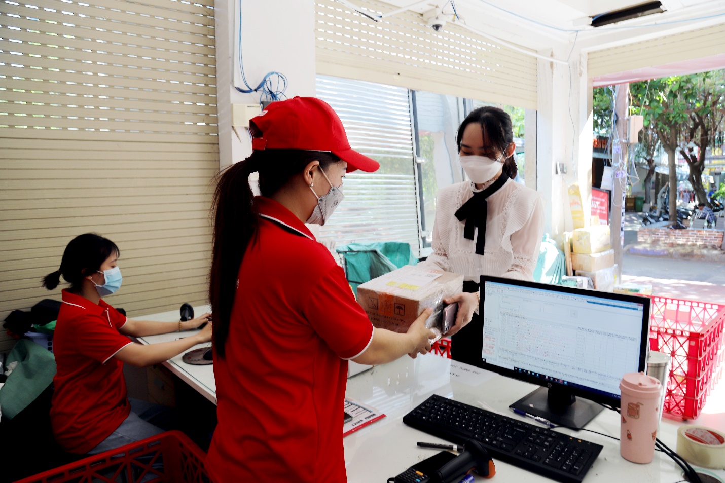 Với việc gia tăng độ phủ, người dùng có thể dễ dàng sử dụng dịch vụ của J&amp;T Express