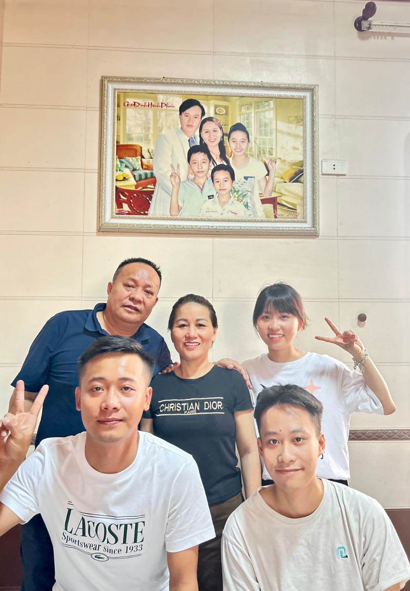 Gia đình Quang Linh Vlogs