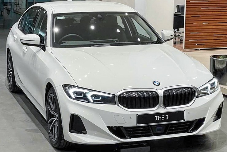 BMW 3-Series điều chỉnh giá bán tăng sức cạnh tranh với C-Class