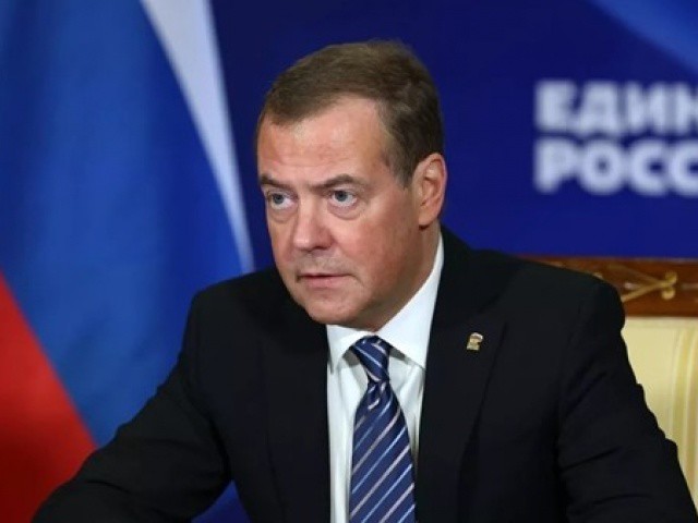 Ông Medvedev tuyên bố ”Nga đủ mạnh để đạt được mọi mục tiêu ở Ukraine”